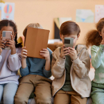 Social sotto i 13 anni: il piano europeo per i minori